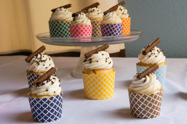 60 Small Turquoise Quadrafoil Bake-In-Cups (mini)