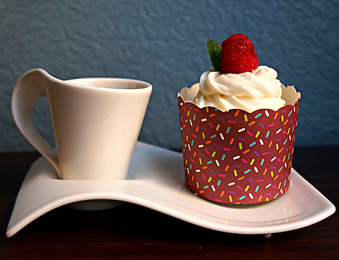 50 Large Sprinkles Bake-In-Cups (standard size)