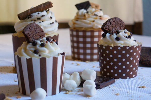 60 Small Chocolate Brown Quadrafoil Bake-In-Cups (mini)