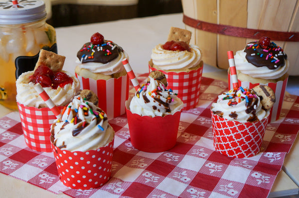 60 Small Red Polka Dots Bake-In-Cups (mini)