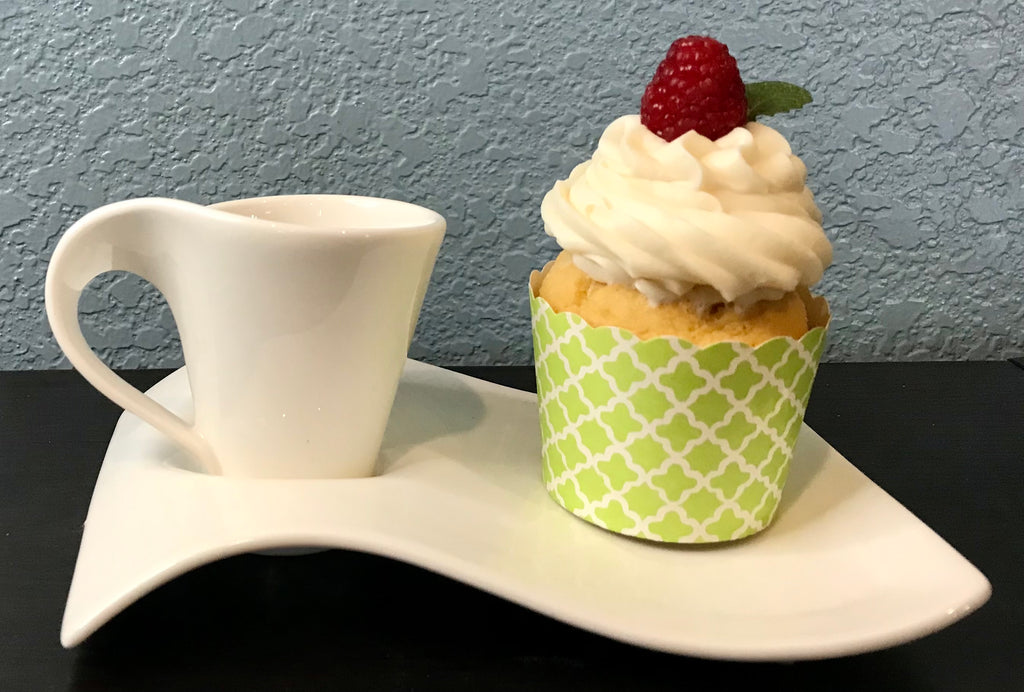 60 Small Lime Green Quadrafoil Bake-In-Cups (mini)