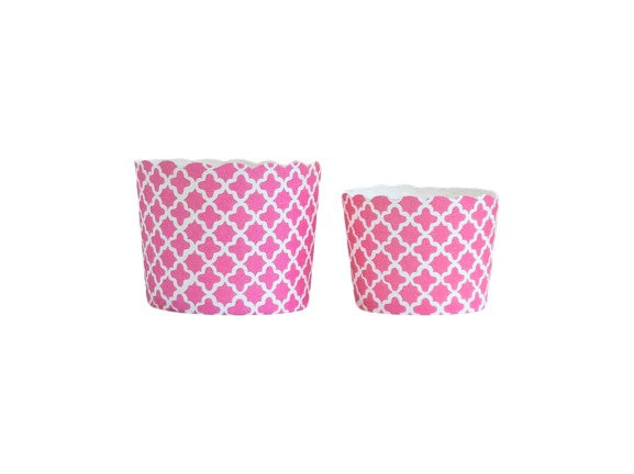 50 Large Pink Quadrafoil Bake-In-Cups (standard size)